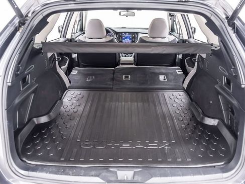 Used 2022 Subaru Outback Premium AWD/4WD image 37