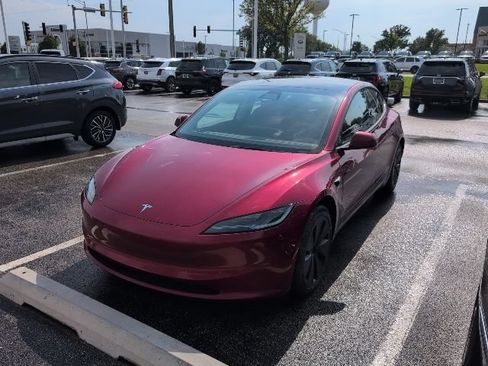 Used 2025 Tesla Model 3 Long Range RWD image 1