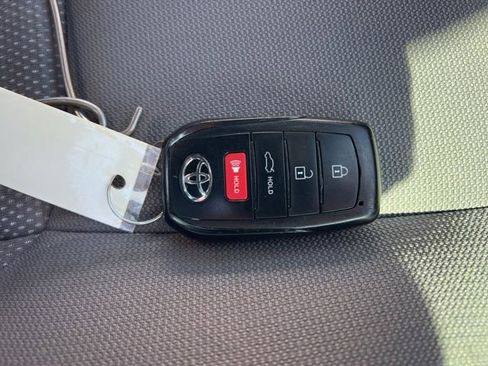 Used 2024 Toyota Corolla SE image 33