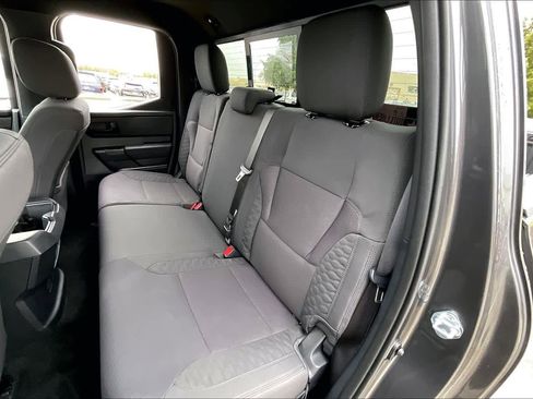 Used 2025 Toyota Tundra SR image 28