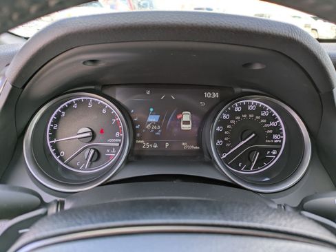 Used 2023 Toyota Camry SE image 10