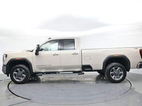 New 2026 GMC Sierra 3500 SLE w/ SLE Value Package image 3