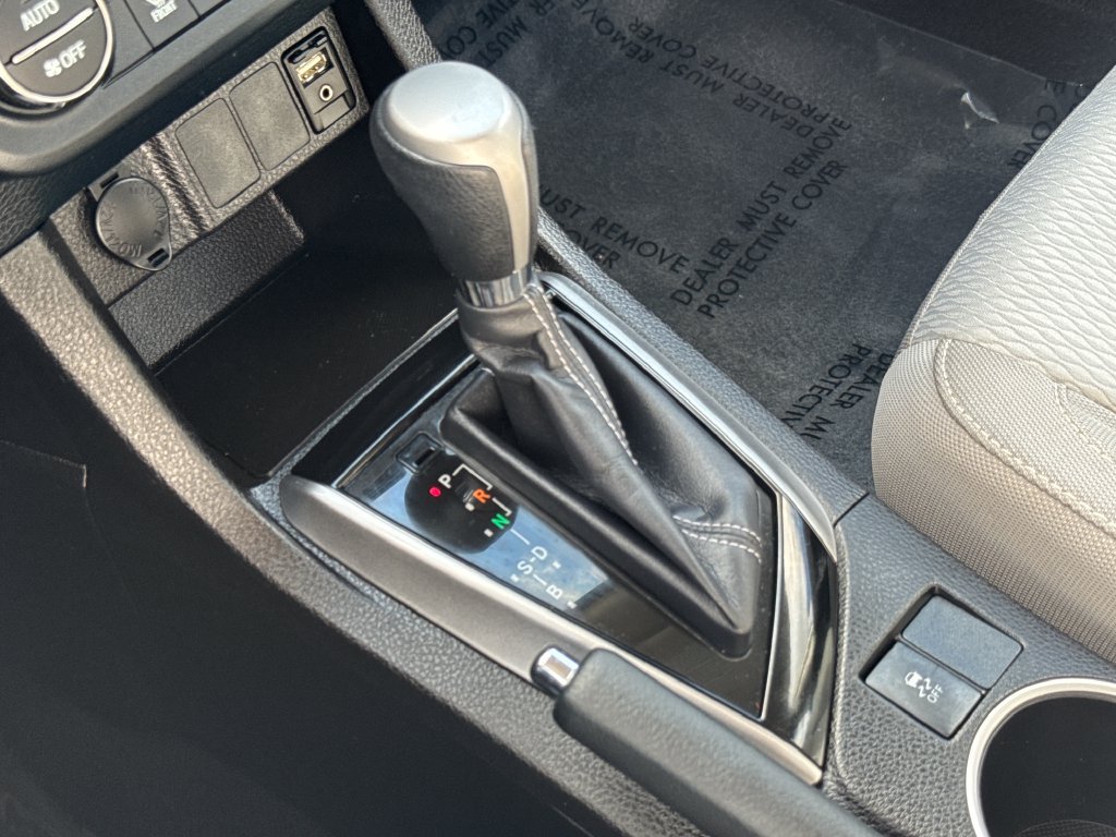 Used 2016 Toyota Corolla LE FWD image 24