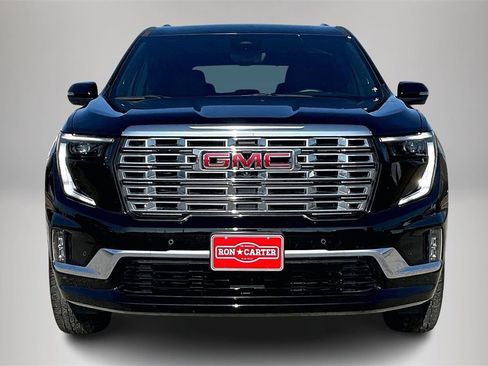 Used 2024 GMC Acadia Denali w/ Super Cruise Package image 3