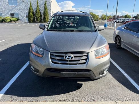 Used 2011 Hyundai Santa Fe SE FWD image 5