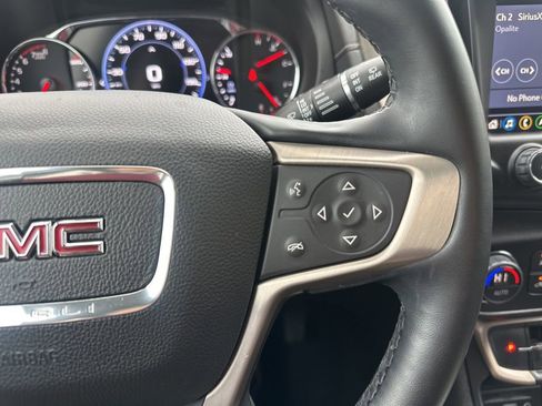 Used 2023 GMC Terrain Denali image 16
