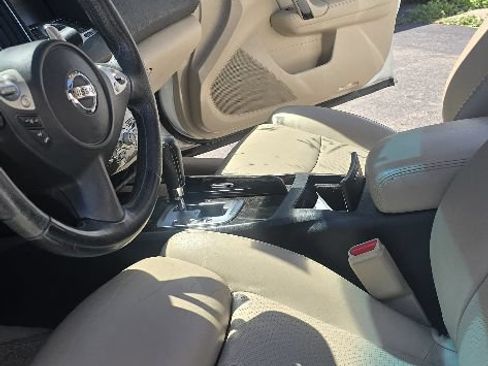 Used 2013 Nissan Maxima 3.5 SV w/ Premium Pkg FWD image 10