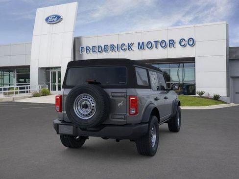 New 2025 Ford Bronco 4-Door image 8