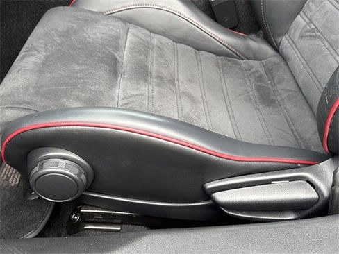 Used 2019 FIAT 124 Spider Abarth w/ Convenience Group image 17