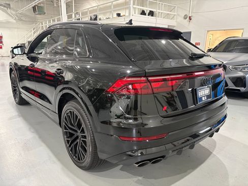 Used 2026 Audi SQ8 Prestige AWD/4WD image 5