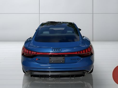 Used 2023 Audi RS e-tron GT w/ Carbon Performance Package AWD/4WD image 7