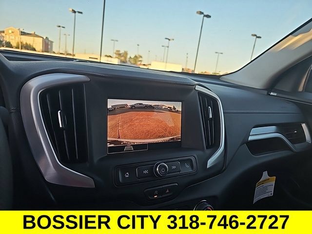 New 2024 GMC Terrain SLE w/ Driver Convenience Package FWD image 16