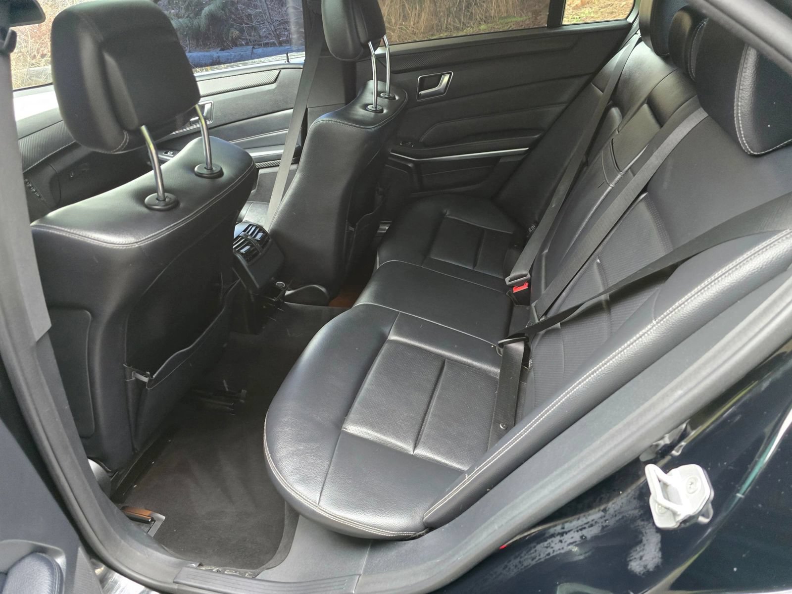 Used 2014 Mercedes-Benz E 350 Sedan image 16