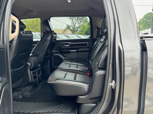 Used 2019 RAM 1500 Laramie image 19