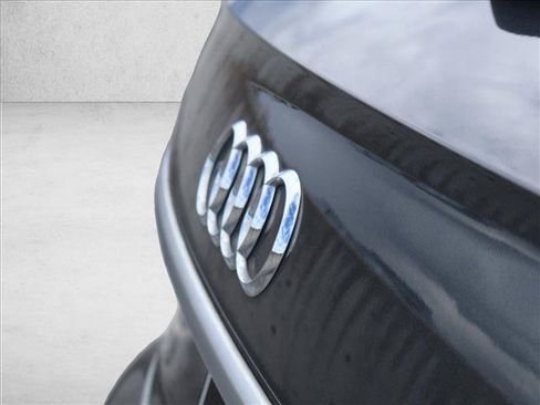 Used 2023 Audi Q5 2.0T Premium w/ Convenience Package AWD/4WD image 29