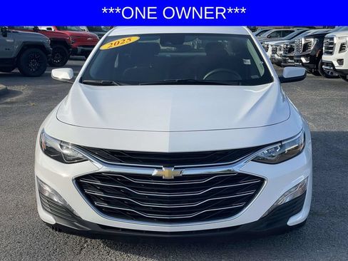 Used 2025 Chevrolet Malibu LT FWD image 8