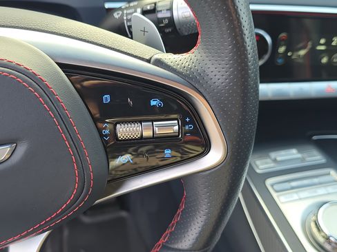 Used 2022 Genesis GV70 2.5T w/ Sport Prestige Package image 34