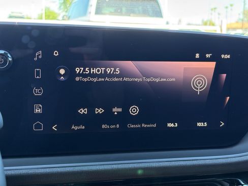 Used 2024 Buick Envista Sport Touring FWD image 24