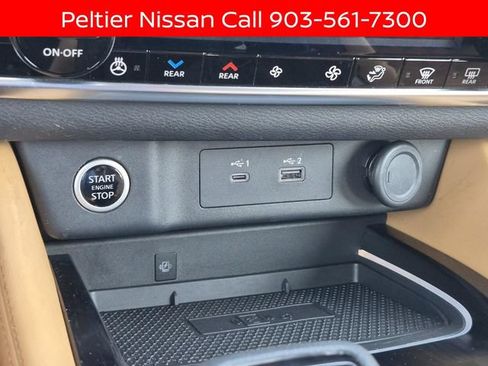 Certified 2023 Nissan Rogue Platinum w/ Platinum Premium Package FWD image 40
