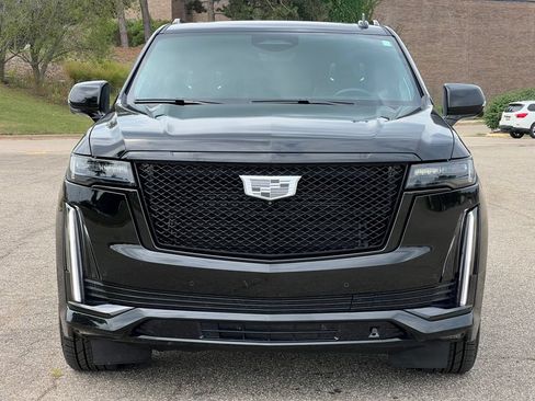 Used 2024 Cadillac Escalade Sport w/ LPO, ONYX Package AWD/4WD image 41