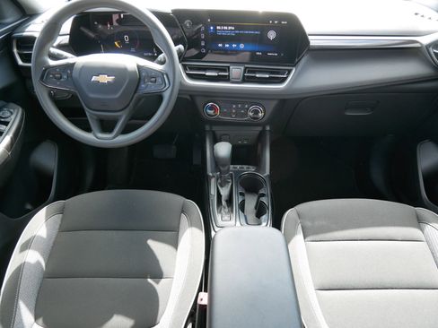 Used 2025 Chevrolet TrailBlazer LS w/ LS Convenience Package image 13