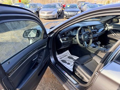 Used 2016 BMW 550i xDrive Sedan image 17