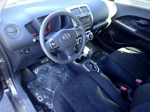 Used 2012 Scion xD image 9