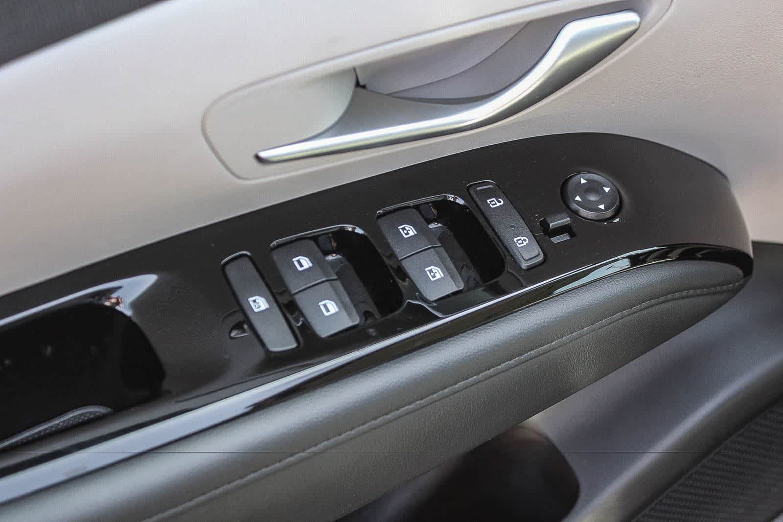 Used 2023 Hyundai Tucson SEL AWD/4WD image 26