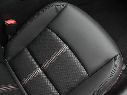 Used 2025 Nissan Altima 2.5 SR image 16