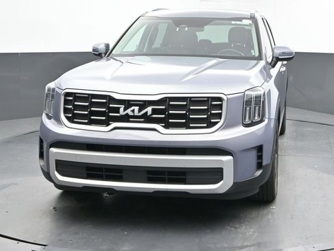 Used 2025 Kia Telluride S image 4
