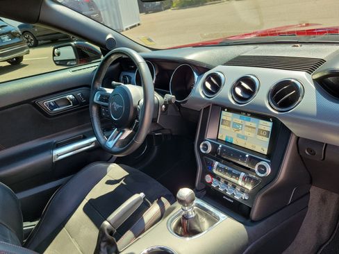 Used 2016 Ford Mustang GT Premium RWD image 11
