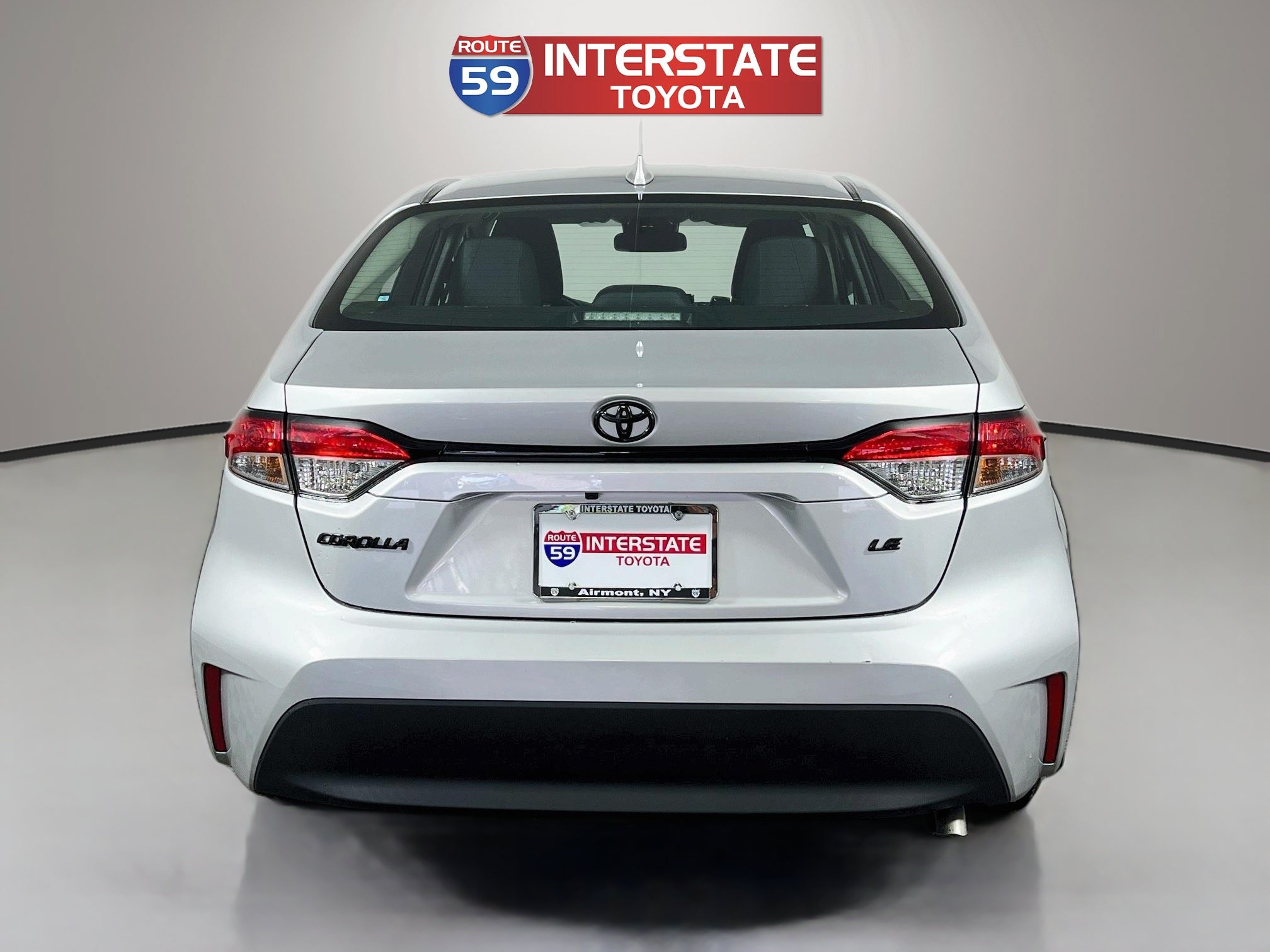 Used 2023 Toyota Corolla LE FWD image 6