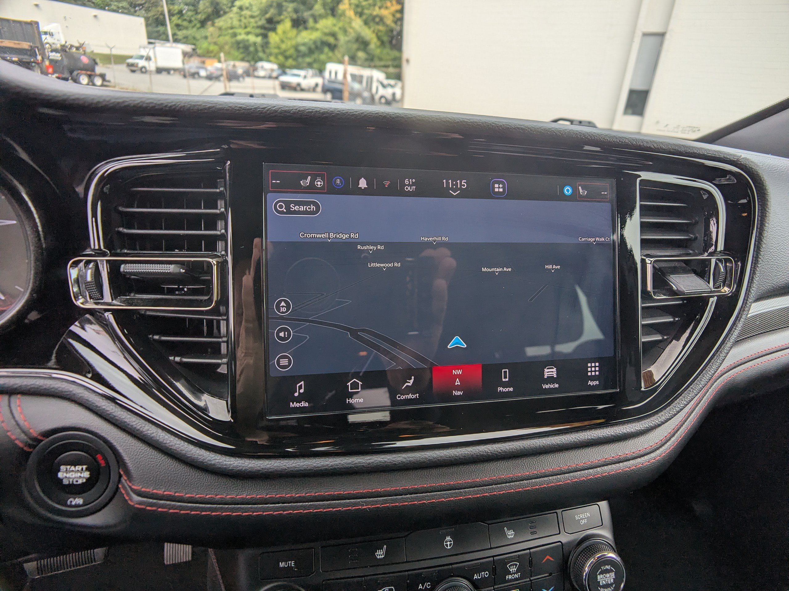 Used 2025 Dodge Durango GT AWD/4WD image 23