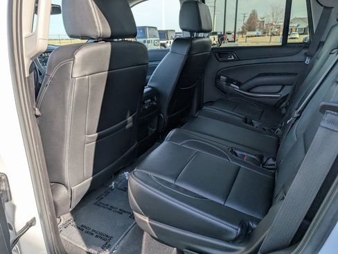 Used 2020 GMC Yukon SLE w/ HD Trailering Package image 12