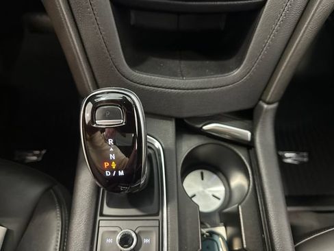 Used 2022 Cadillac XT6 Premium Luxury AWD/4WD image 16