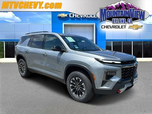 New 2026 Chevrolet Traverse Z71 w/ Enhanced Driving Package AWD/4WD image 1