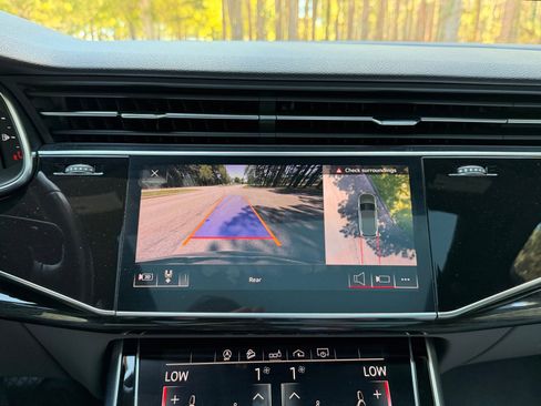 Used 2020 Audi Q7 3.0T Premium Plus AWD/4WD image 5