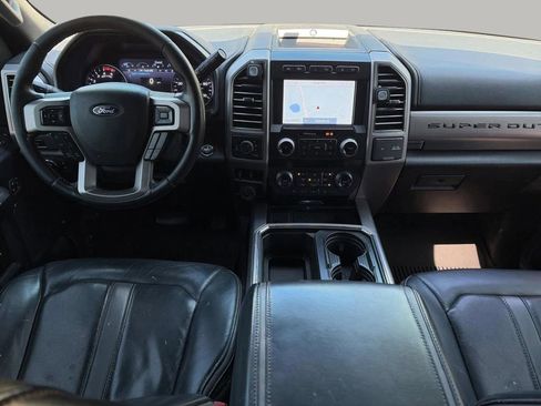 Used 2020 Ford F350 Platinum w/ FX4 Off-Road Package AWD/4WD image 9