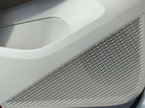 New 2026 Volkswagen Atlas SE image 31