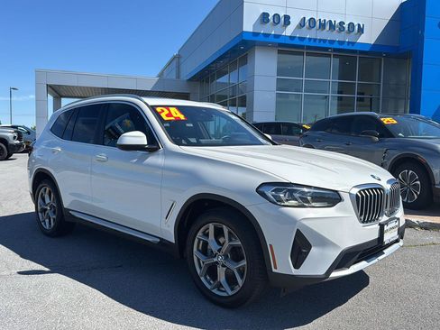 Used 2024 BMW X3 xDrive30i AWD/4WD image 1