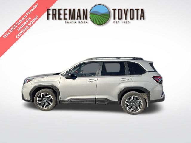 Used 2025 Subaru Forester Limited AWD/4WD image 1