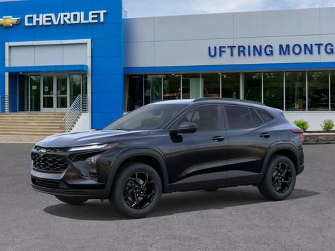 New 2026 Chevrolet Trax LT w/ Driver Confidence Package FWD image 2