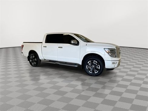 Certified 2021 Nissan Titan Platinum Reserve image 13