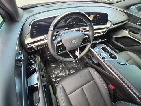 Used 2024 Cadillac Lyriq Luxury RWD image 10