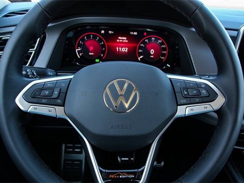 New 2026 Volkswagen Atlas Peak Edition image 17