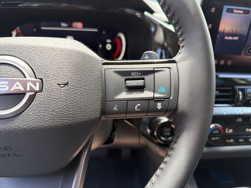 New 2026 Nissan Pathfinder SL FWD image 21