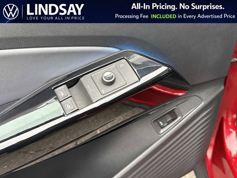 Used 2023 Volkswagen ID.4 Pro S Plus image 18