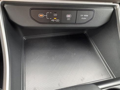 New 2026 Kia Carnival image 21