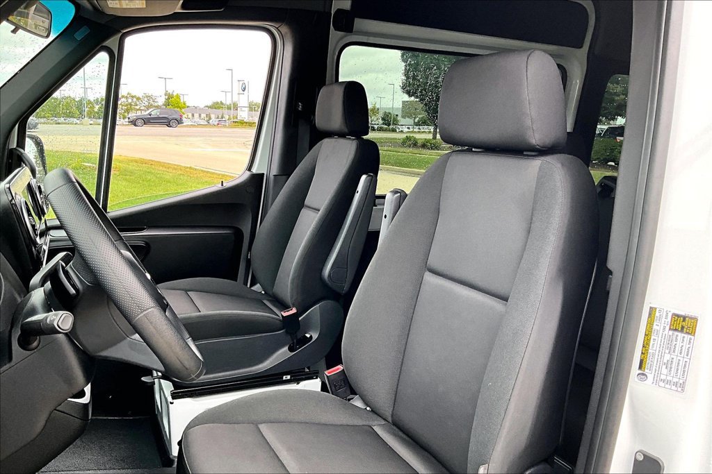 Used 2026 Mercedes-Benz Sprinter 2500 image 15