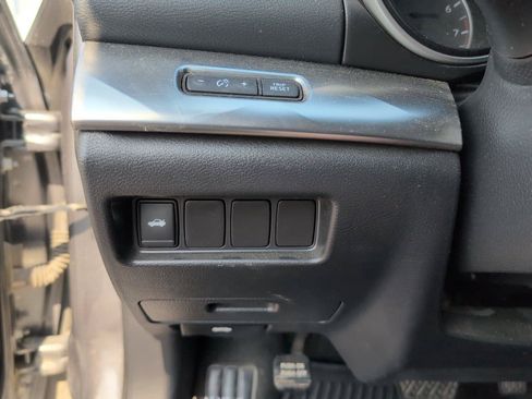 Used 2019 Nissan Maxima 3.5 S w/ Floor Mat Group FWD image 27